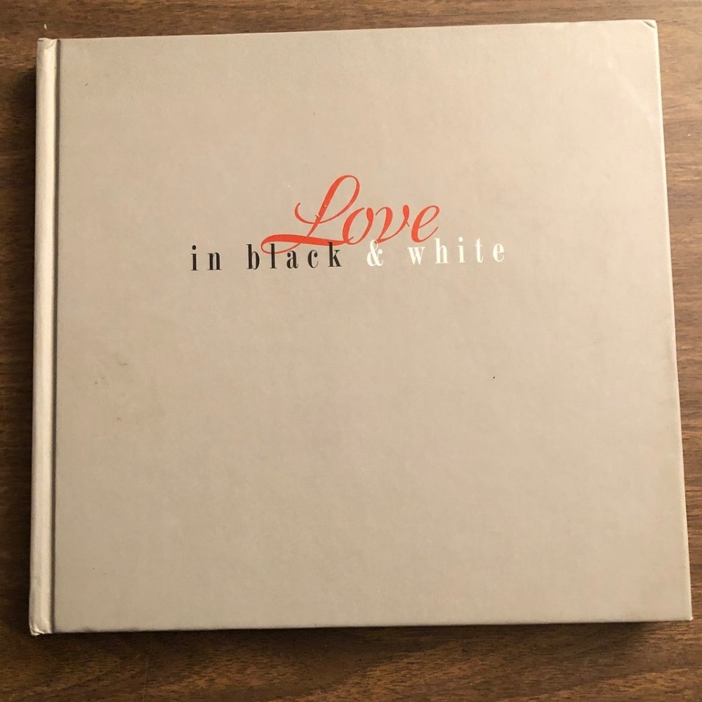 Interracial love: Love Without Color Coffee Table Book